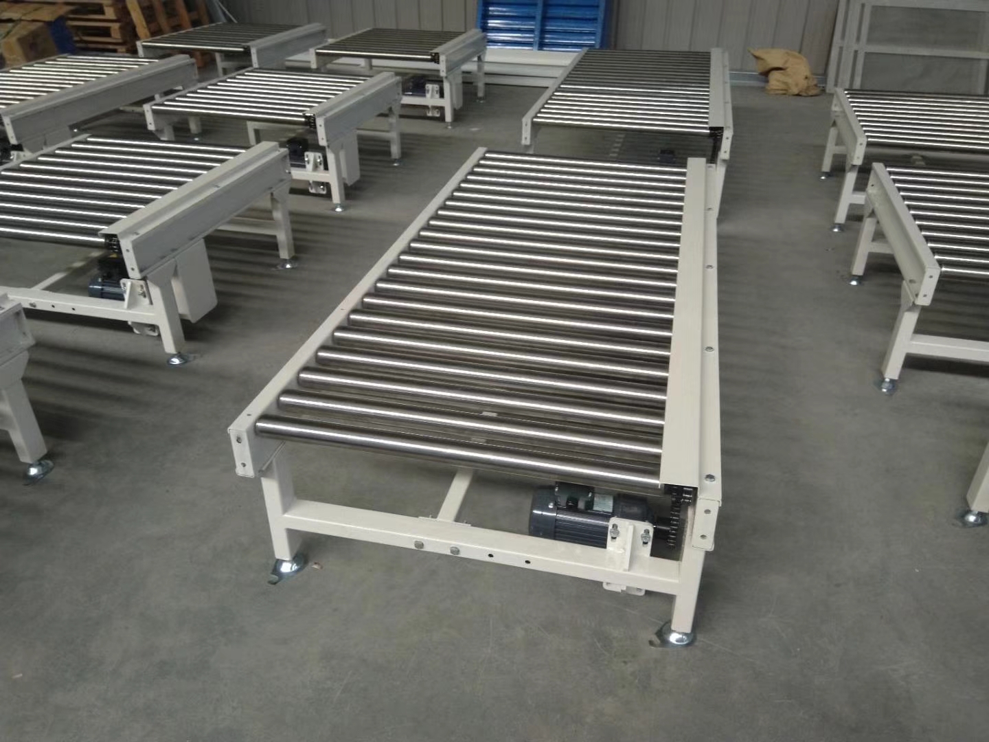 滾筒輸送機，青島樂途行工業設備有限公司